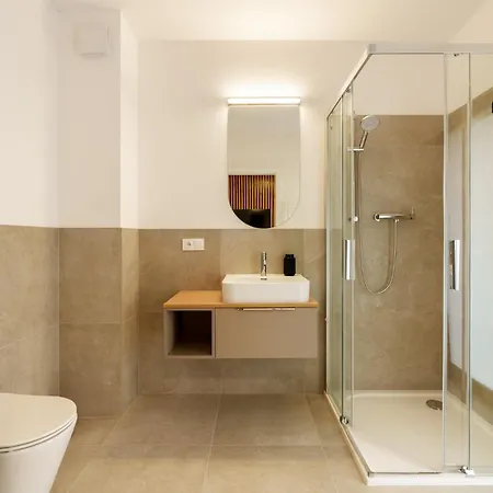 Aparthotel Rest 4*